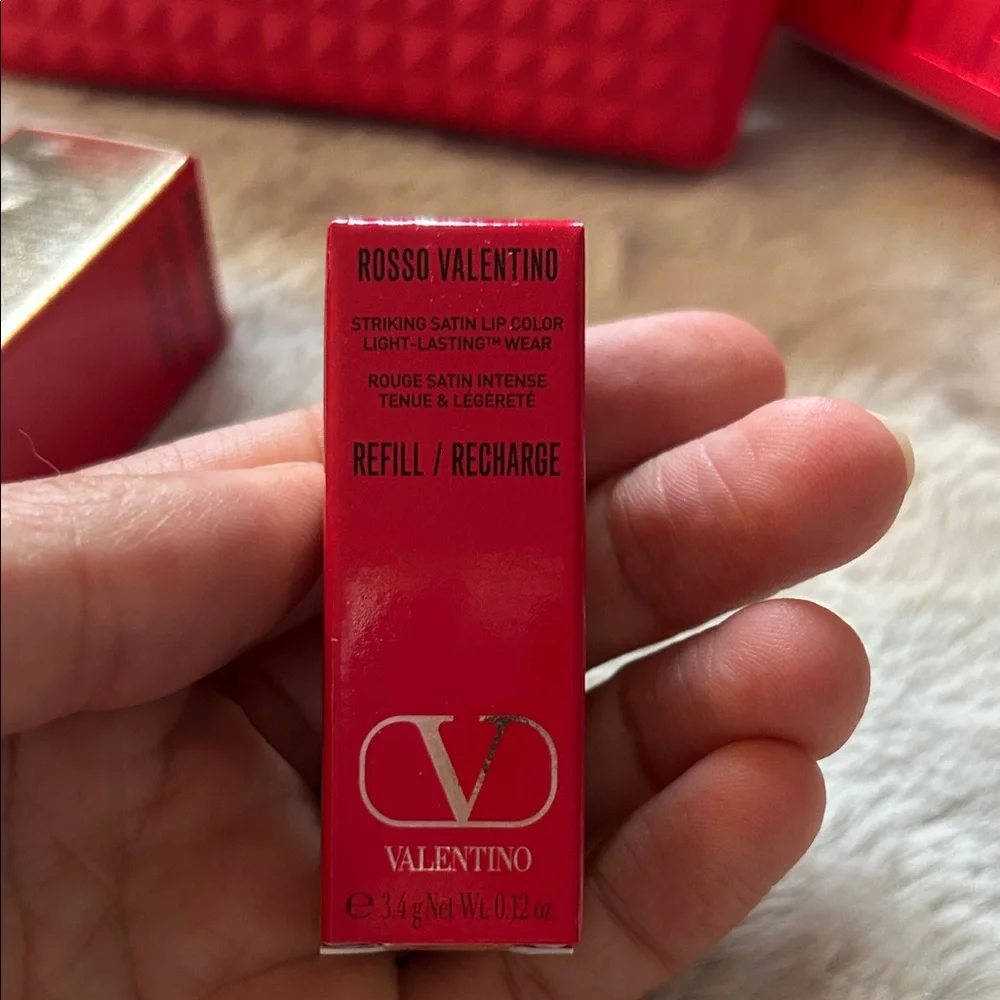 Valentino cosmetic pouch with lipsticks - Picture 5 of 8